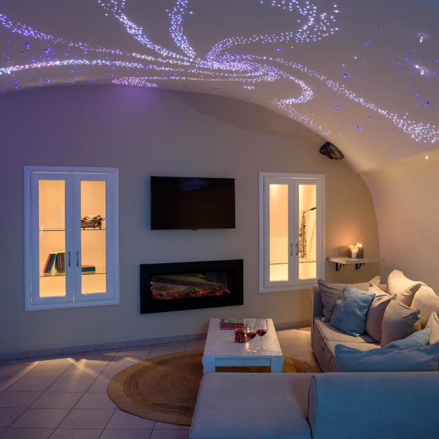 Suite Home Santorini Fira  Bagian luar foto