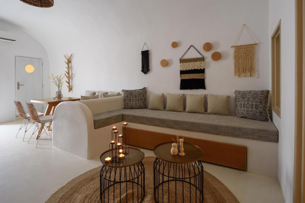 Suite Home Santorini Fira  Bagian luar foto