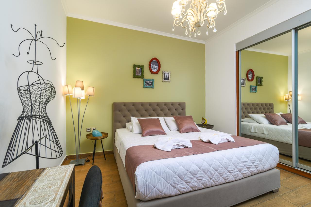 Suite Home Santorini Fira  Bagian luar foto