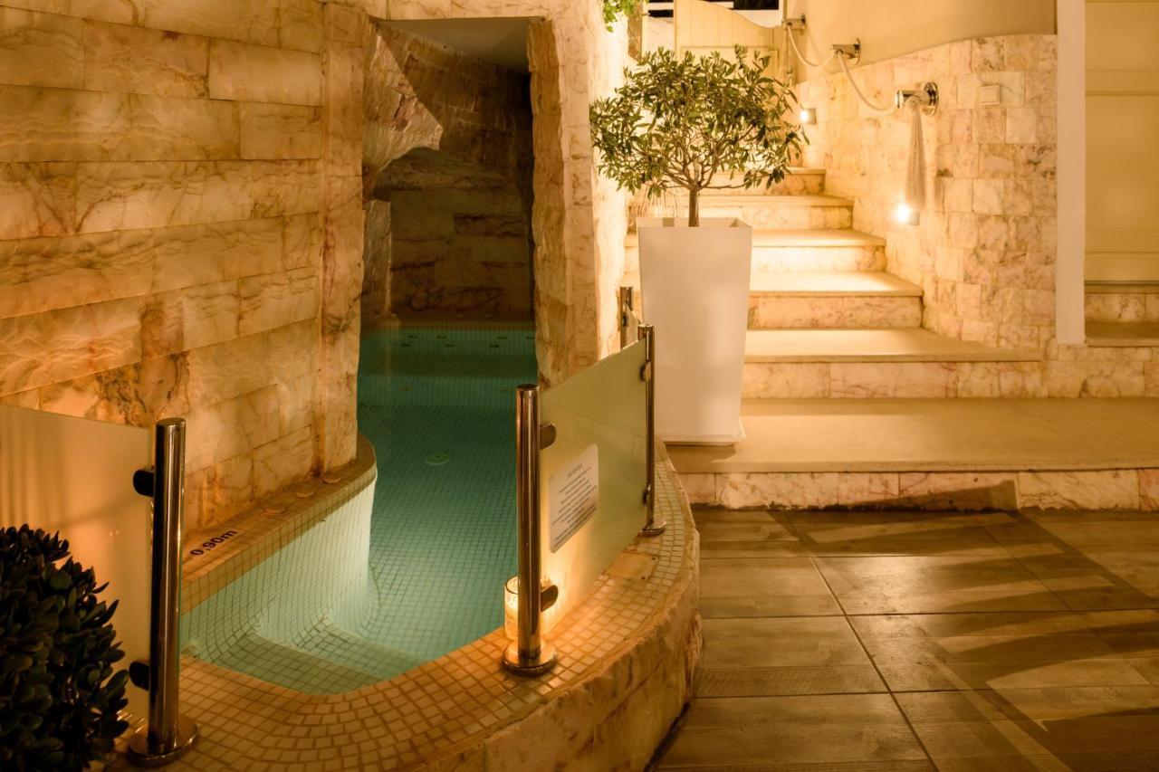 Suite Home Santorini Fira  Bagian luar foto