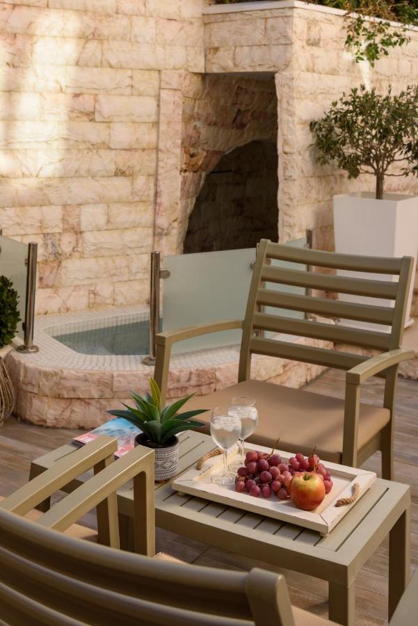 Suite Home Santorini Fira  Bagian luar foto