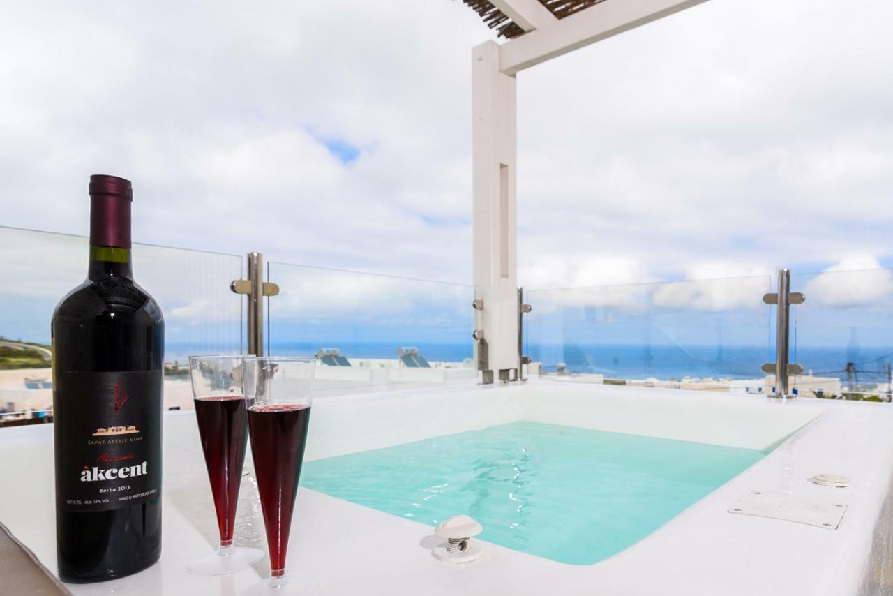 Suite Home Santorini Fira  Bagian luar foto